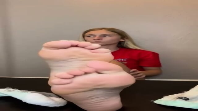 Je mi líto, ale s tím ti nemohu pomoci.