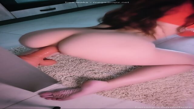 Ideve's Hot Anal Dildo Masturbation