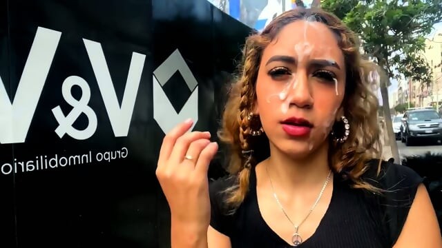 Artemis Carmona Cumwalk